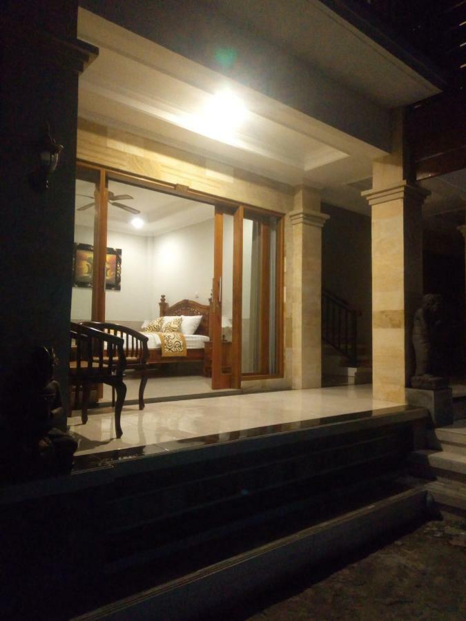 Casa de hóspedes Murdhasari 2*